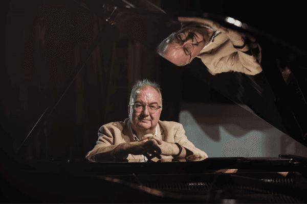 Image preview for Celebrating 100 Years Of Laurel & Hardy